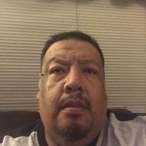 Meet your Posher, Efrain